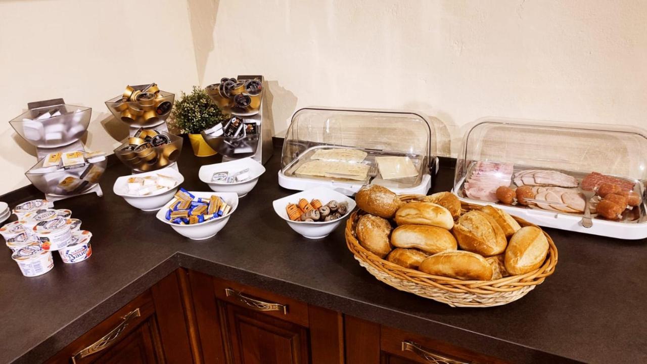 Brome Hotel-Restaurant Hubertus מראה חיצוני תמונה