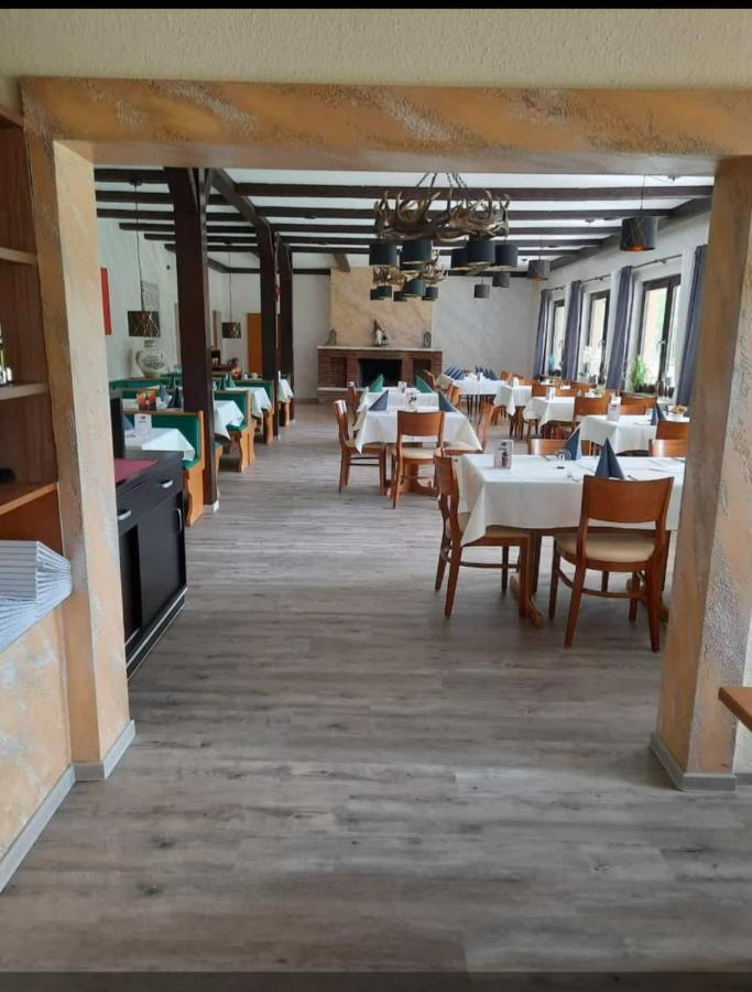 Brome Hotel-Restaurant Hubertus מראה חיצוני תמונה